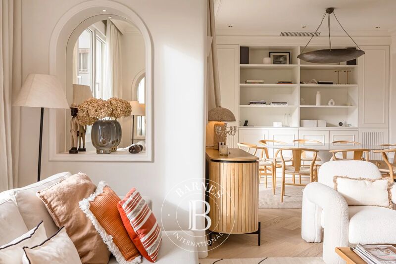 Luxusapartment mit Terrasse – BARNES