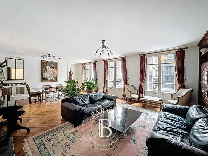 À louer, Appartement Paris 8ème - picture 3