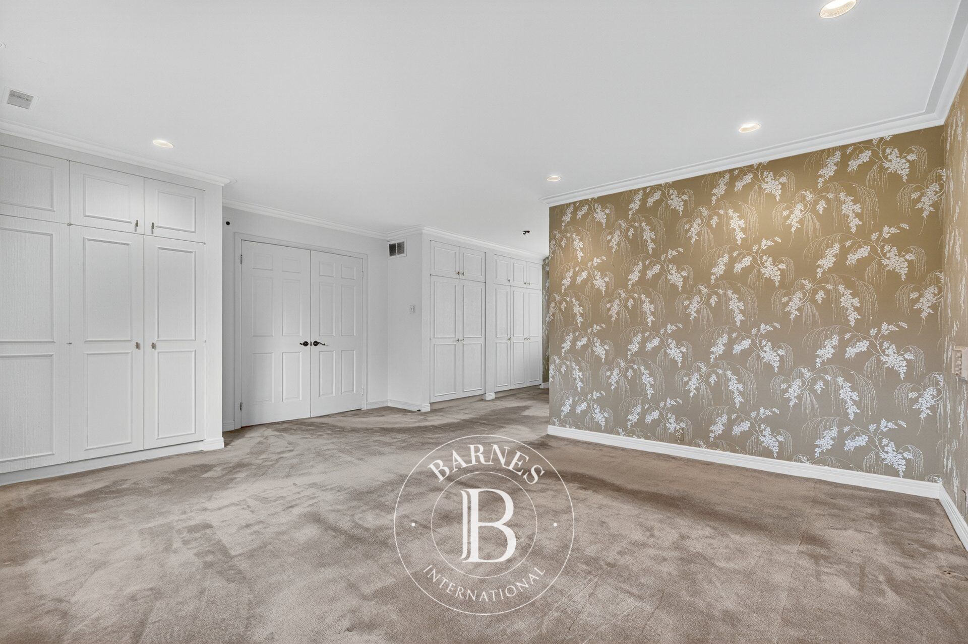 Ev Hampstead - picture 20