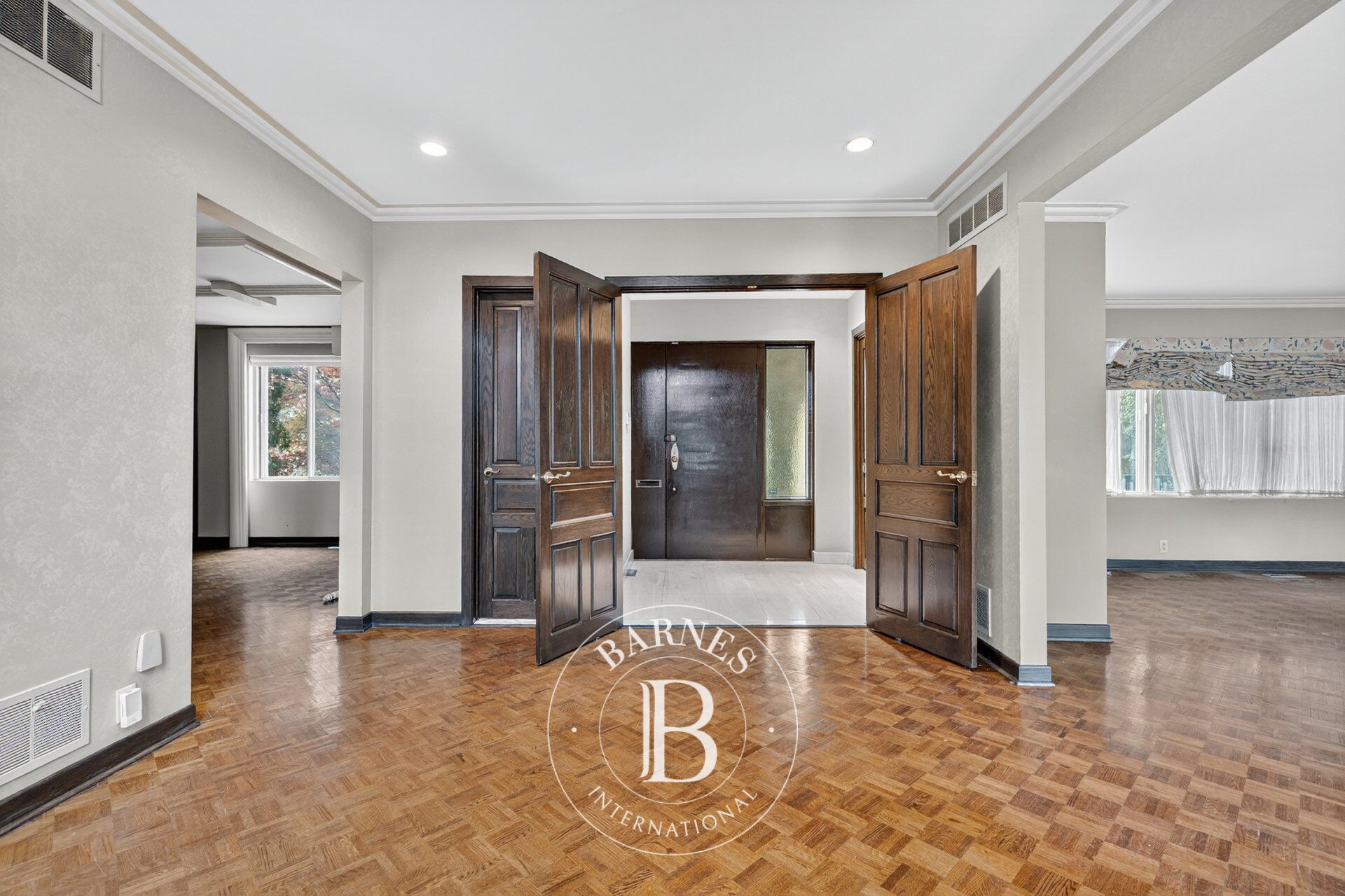 Ev Hampstead - picture 5