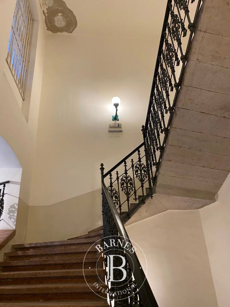 Venta, Piso Budapest VI. kerülete - picture 3