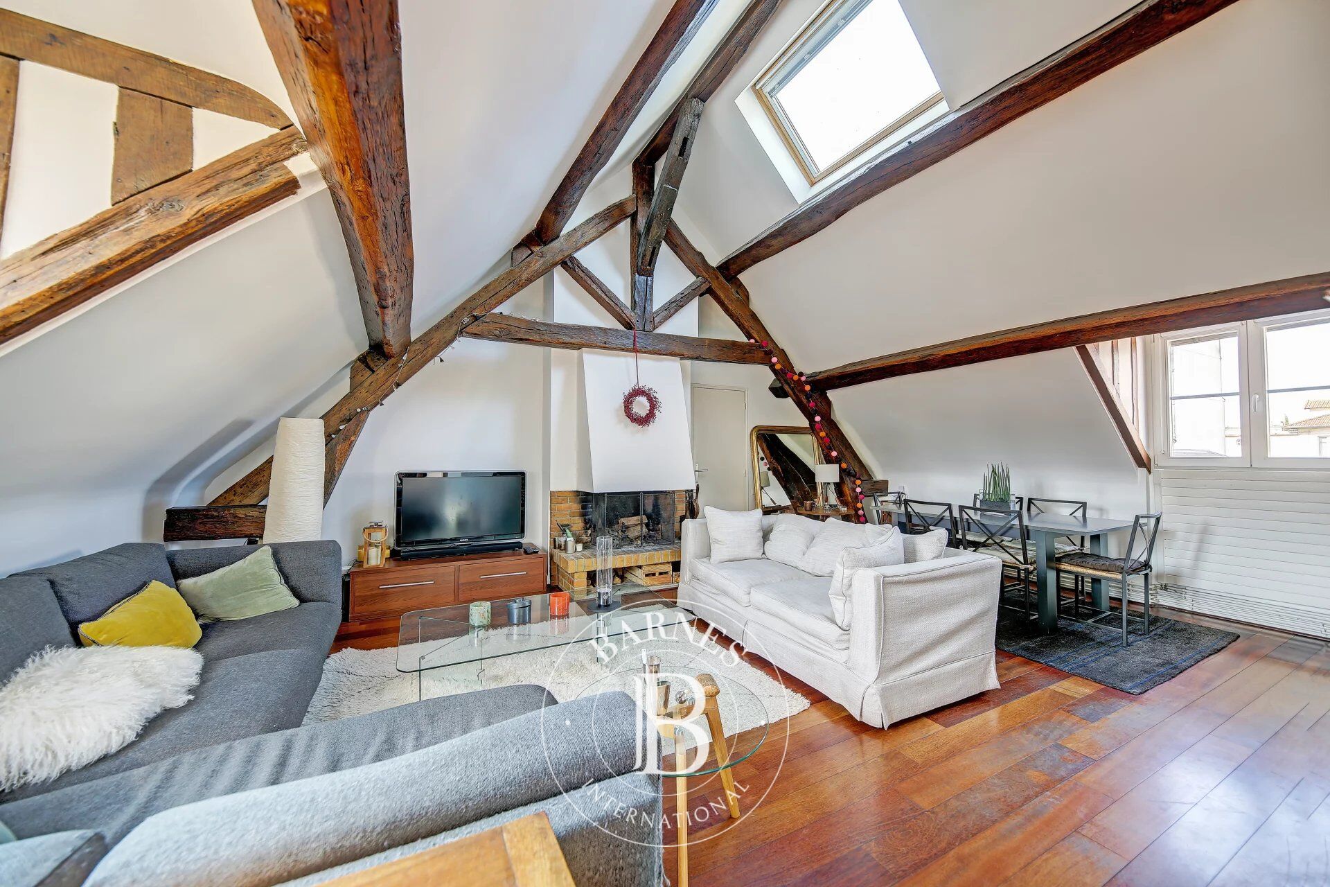 Apartment Versailles - picture 1