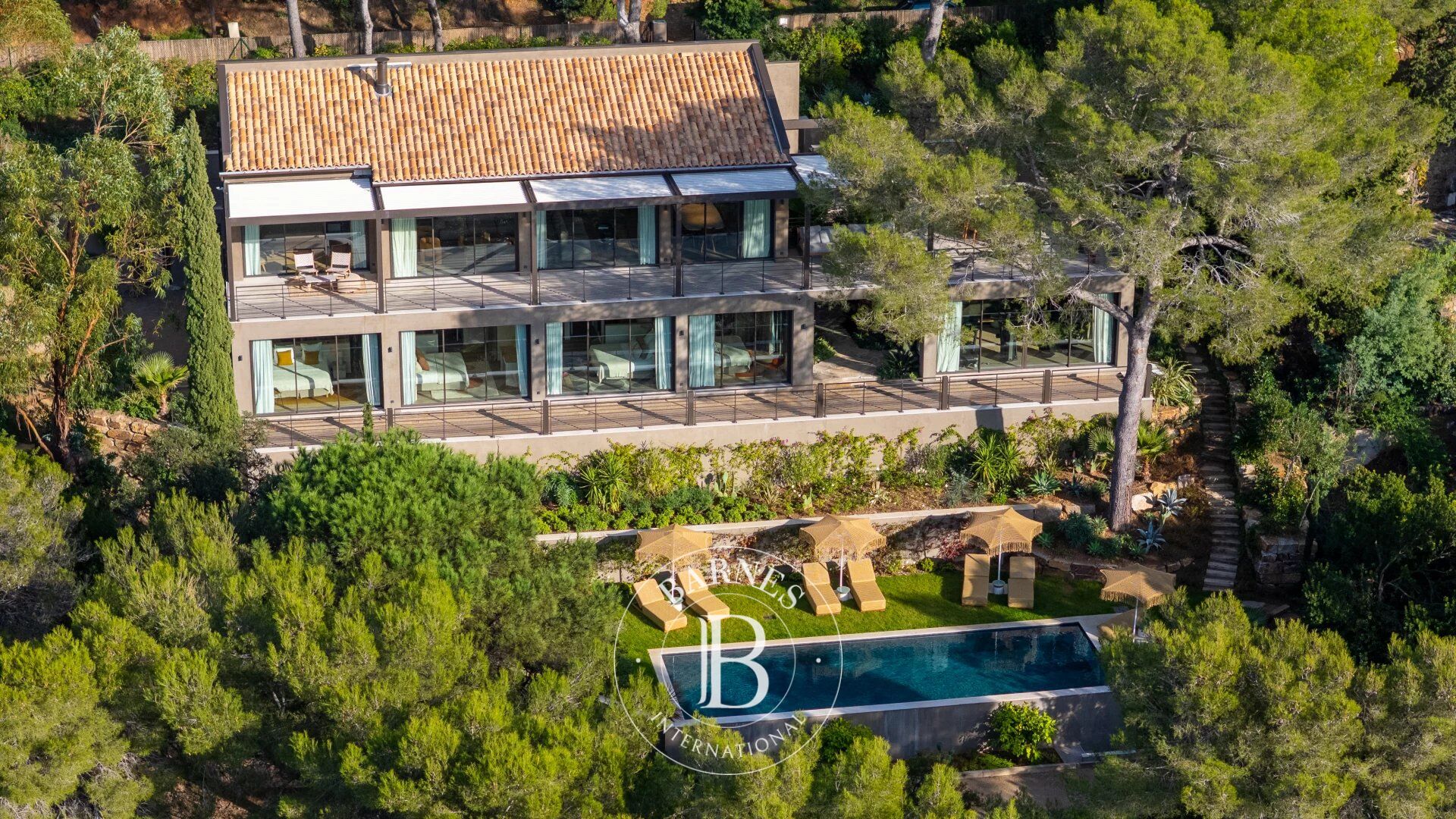 Villa La Croix-Valmer - picture 1