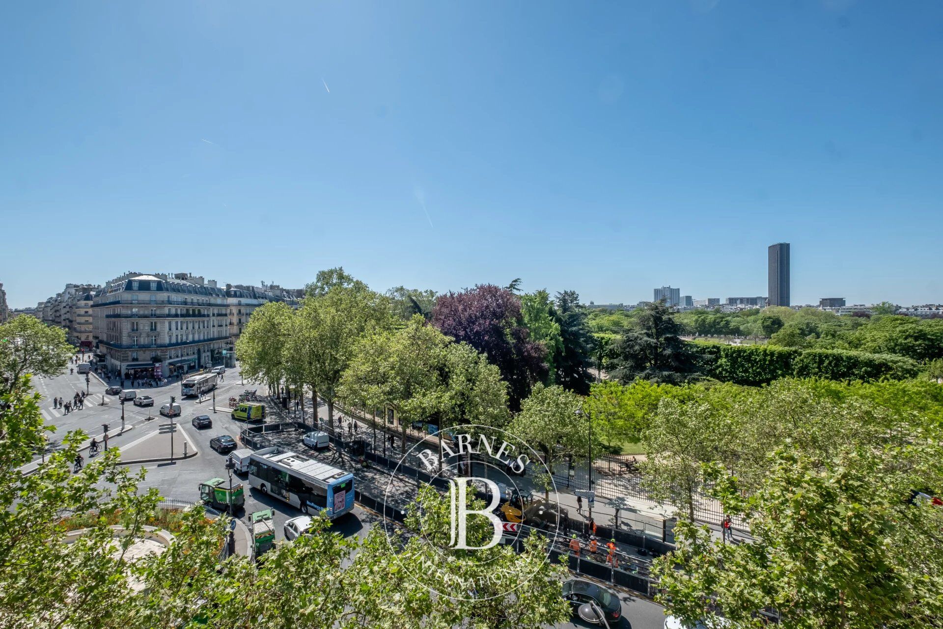 Piso Paris 6ème - picture 2
