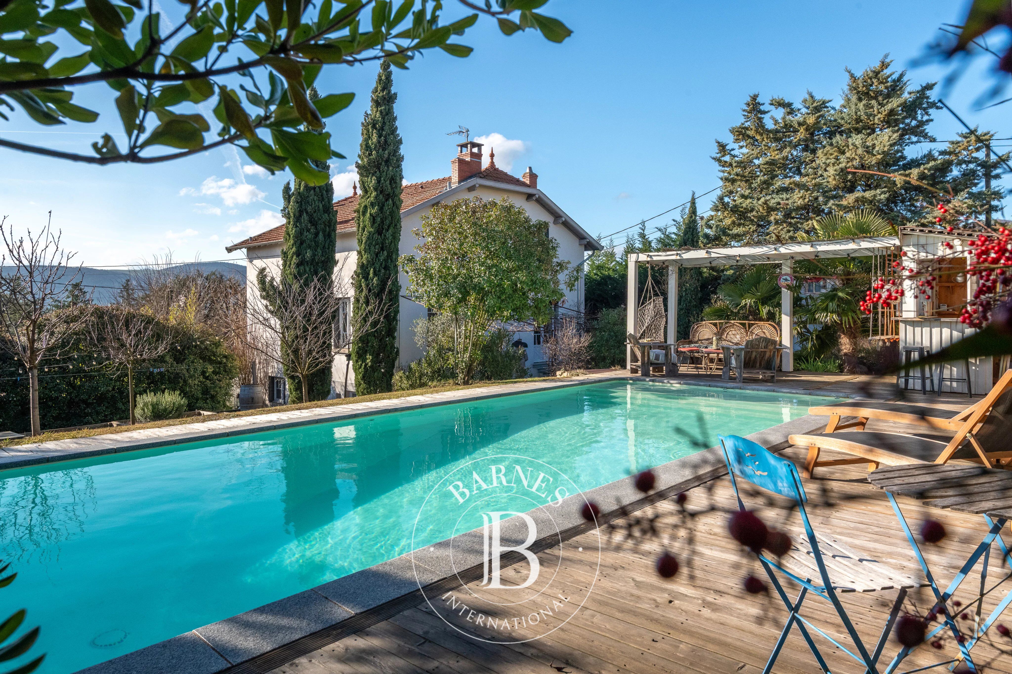 Casa Vaugneray - picture 1