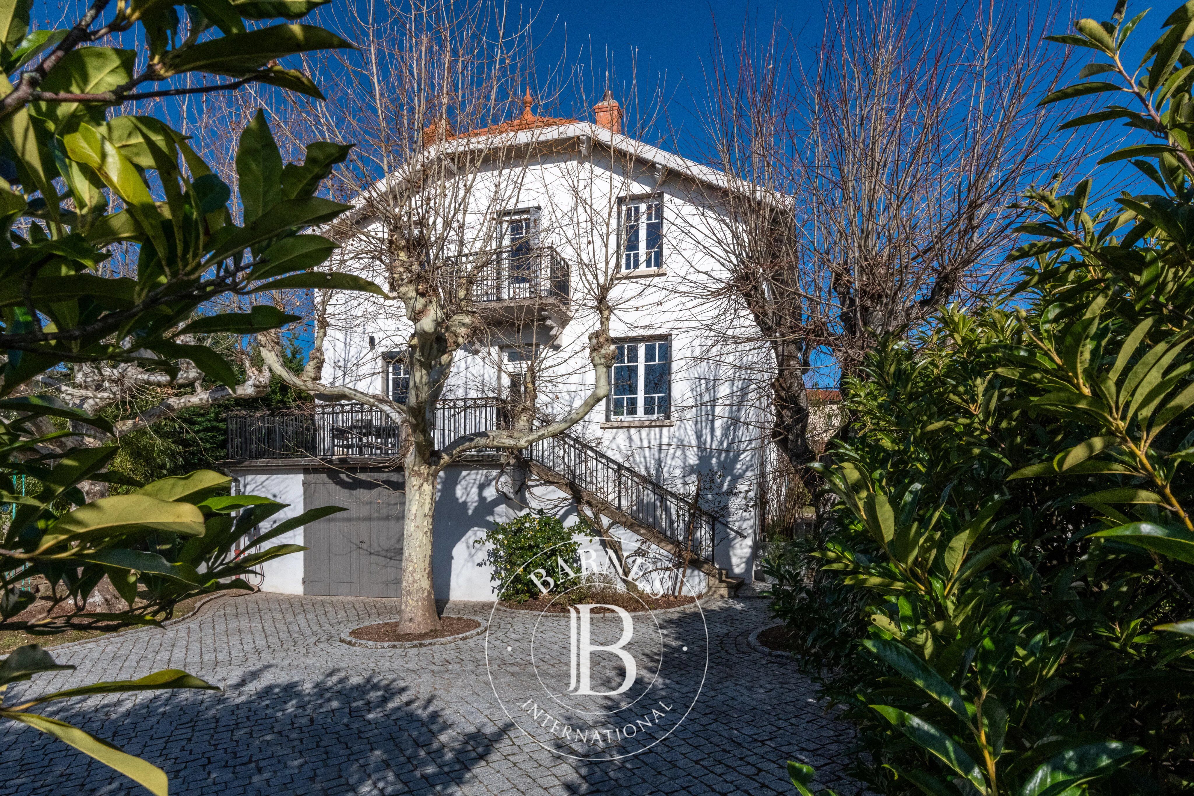 Casa Vaugneray - picture 2