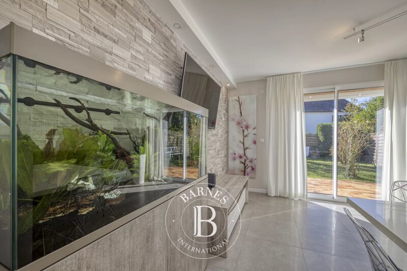 For Sale, House Vétraz-Monthoux - picture 1