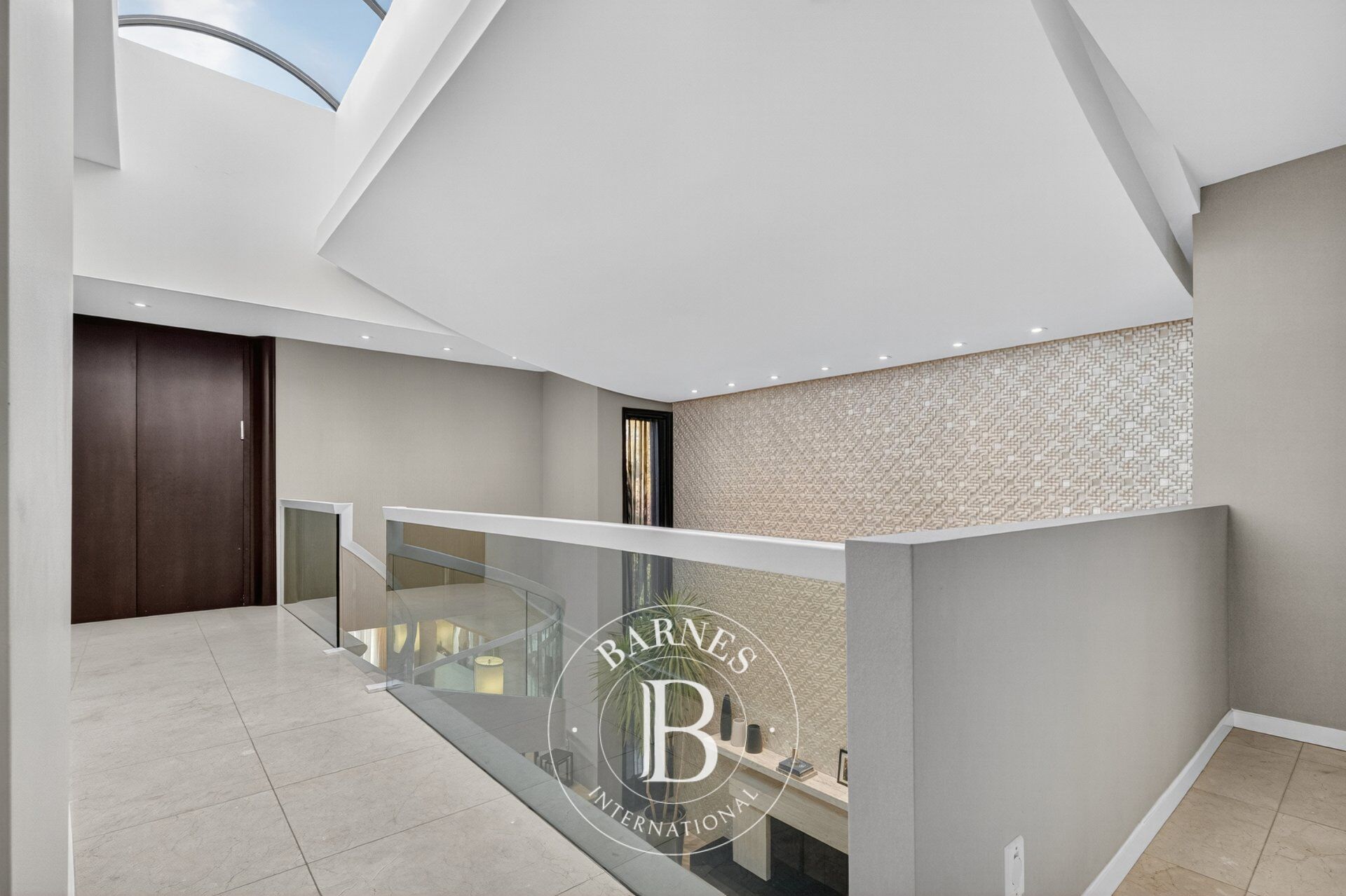 Ev Hampstead - picture 27