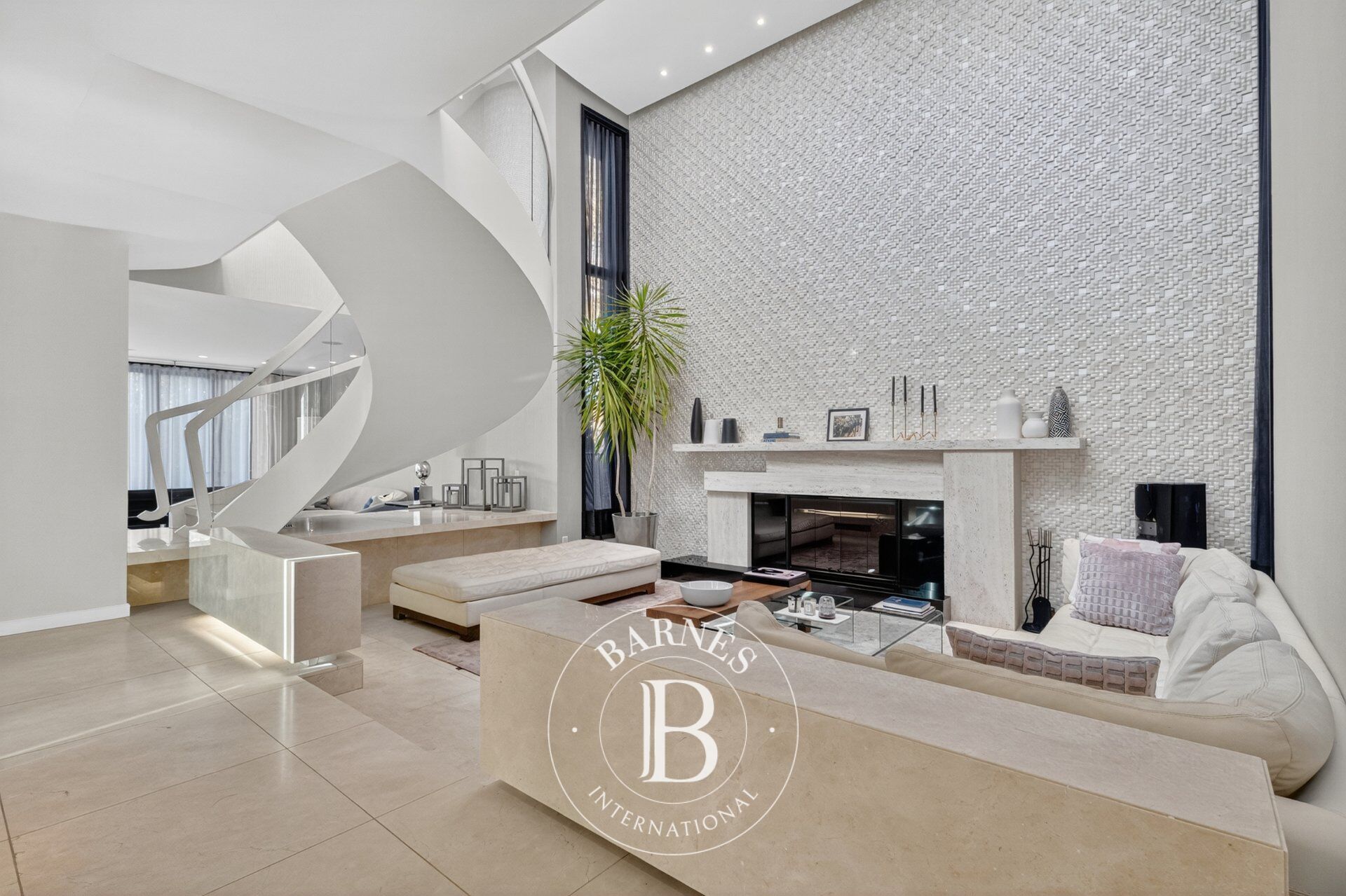 Ev Hampstead - picture 4