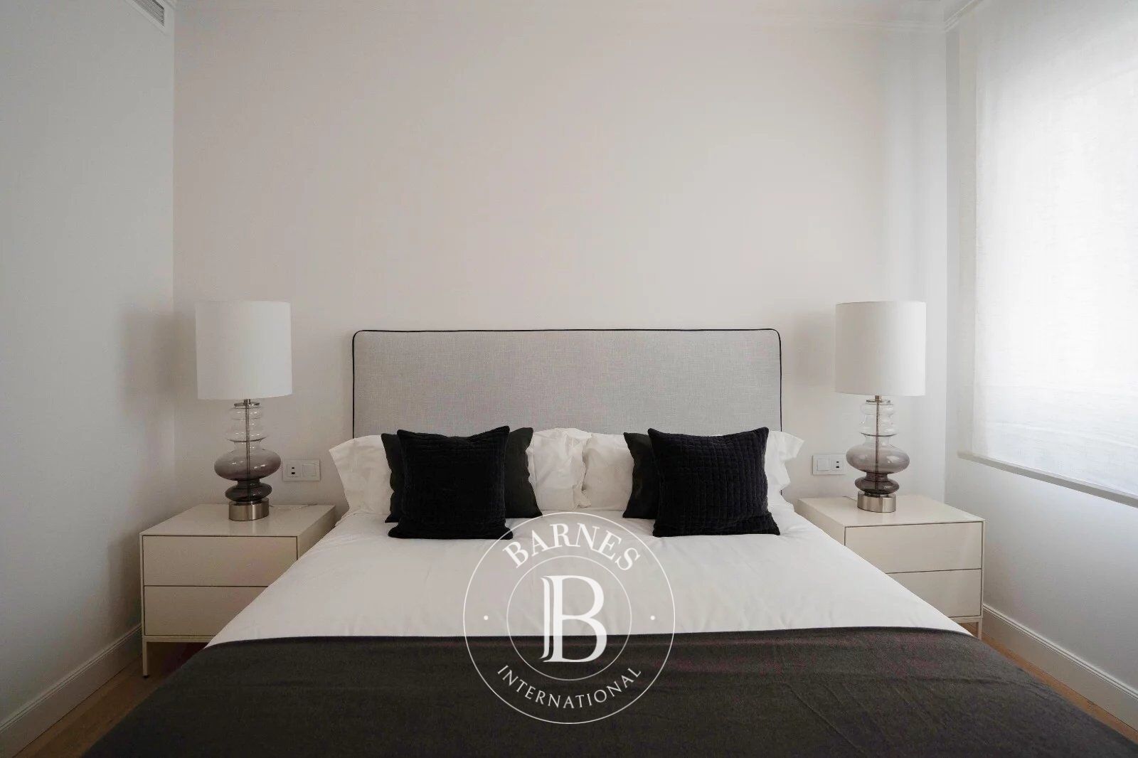 Daire Madrid - picture 11