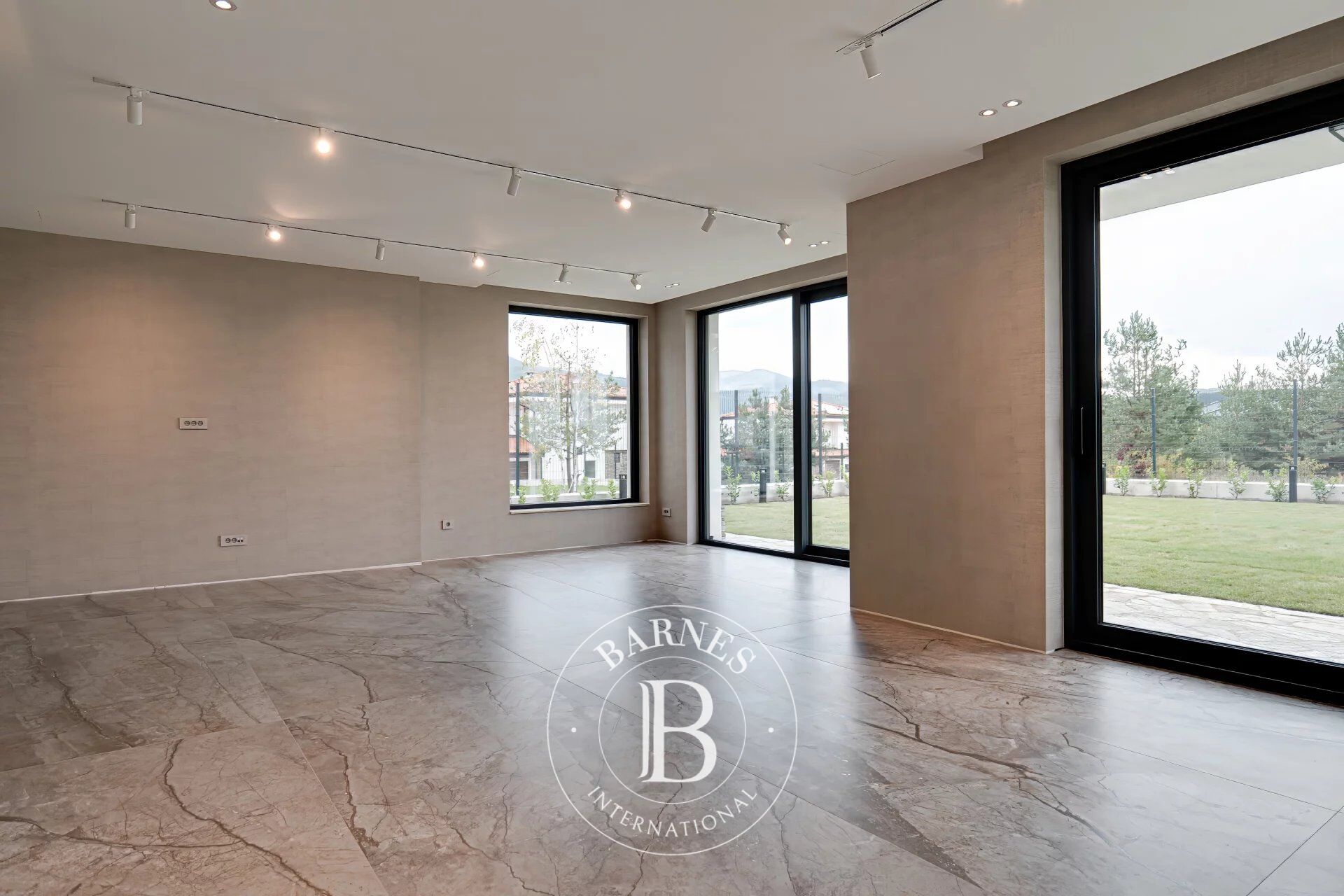 Ev Sofia - picture 11