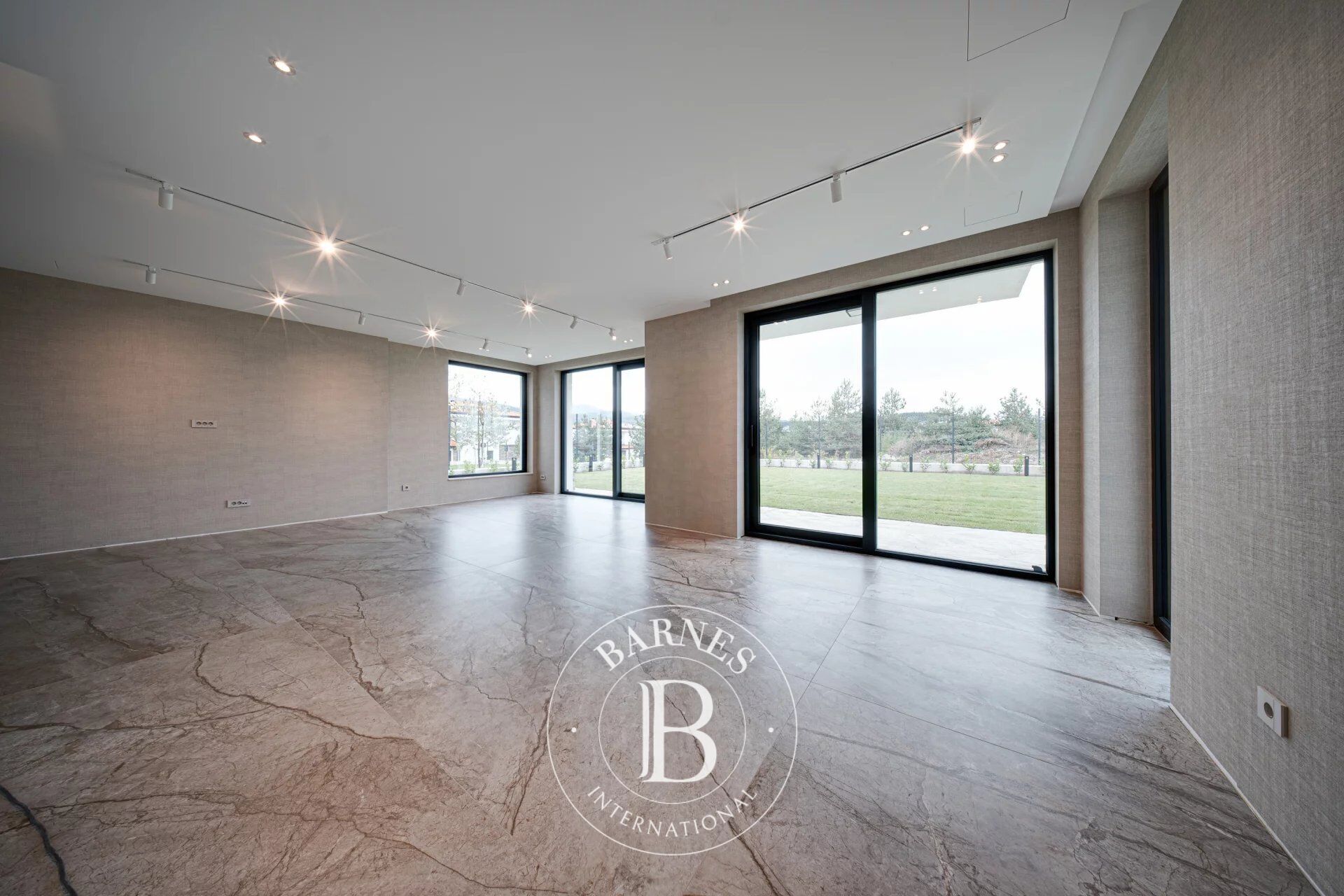 Ev Sofia - picture 12