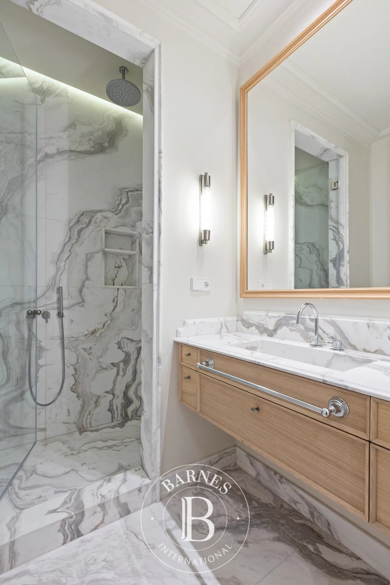 Daire Madrid - picture 20