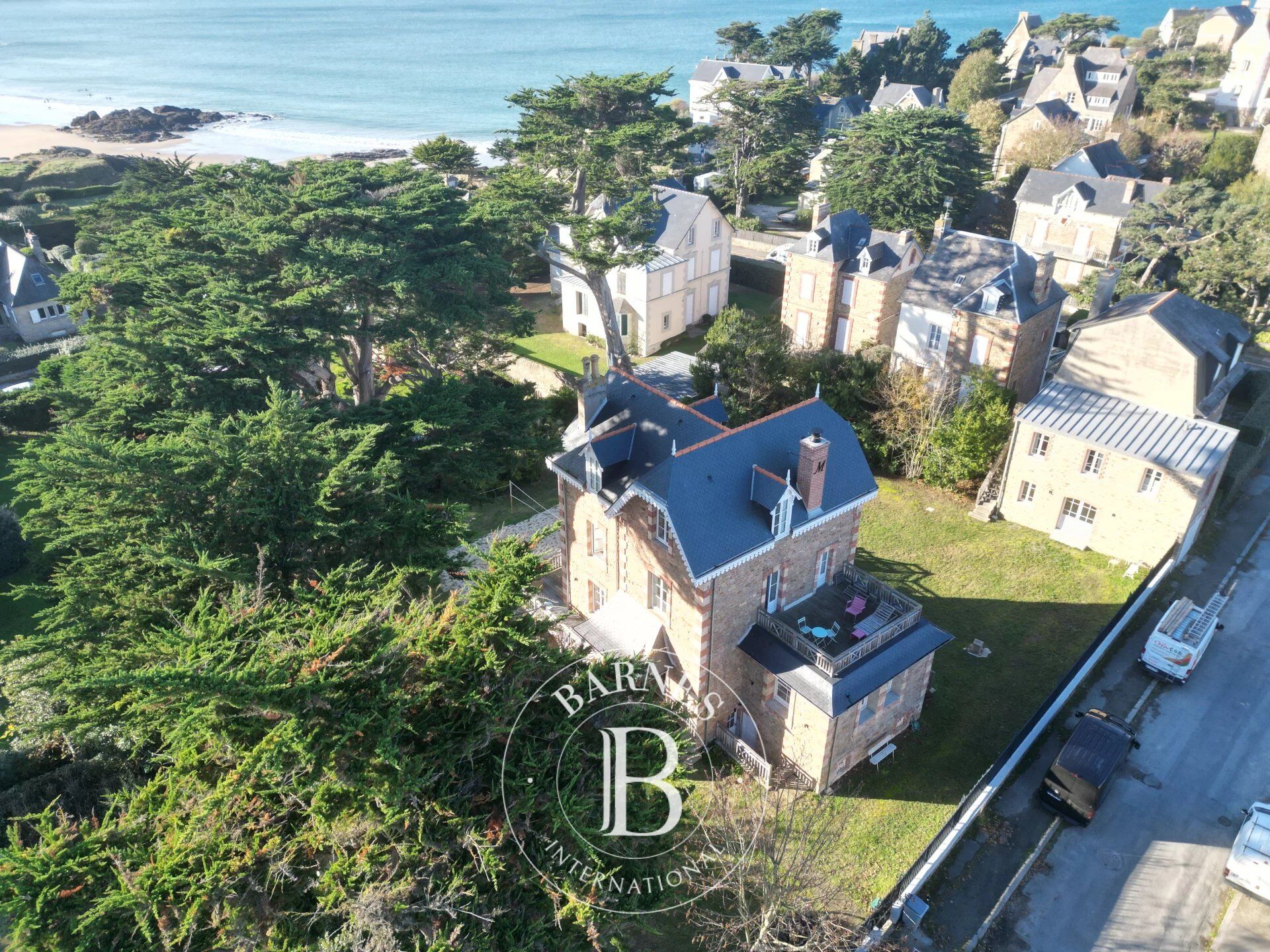 Villa Saint-Lunaire - picture 1