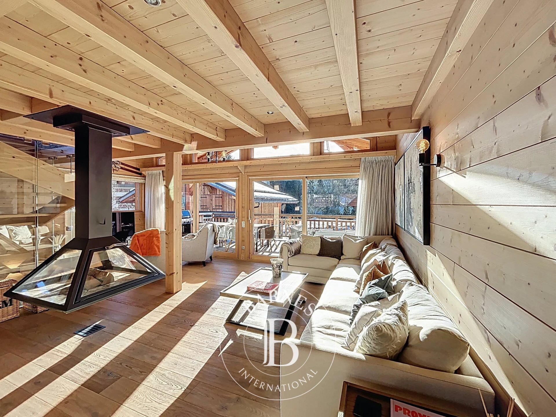 Les Gets – Chalet d'exception de 170 m² – 5 chambres en suite – À deux pas du centre - picture 3