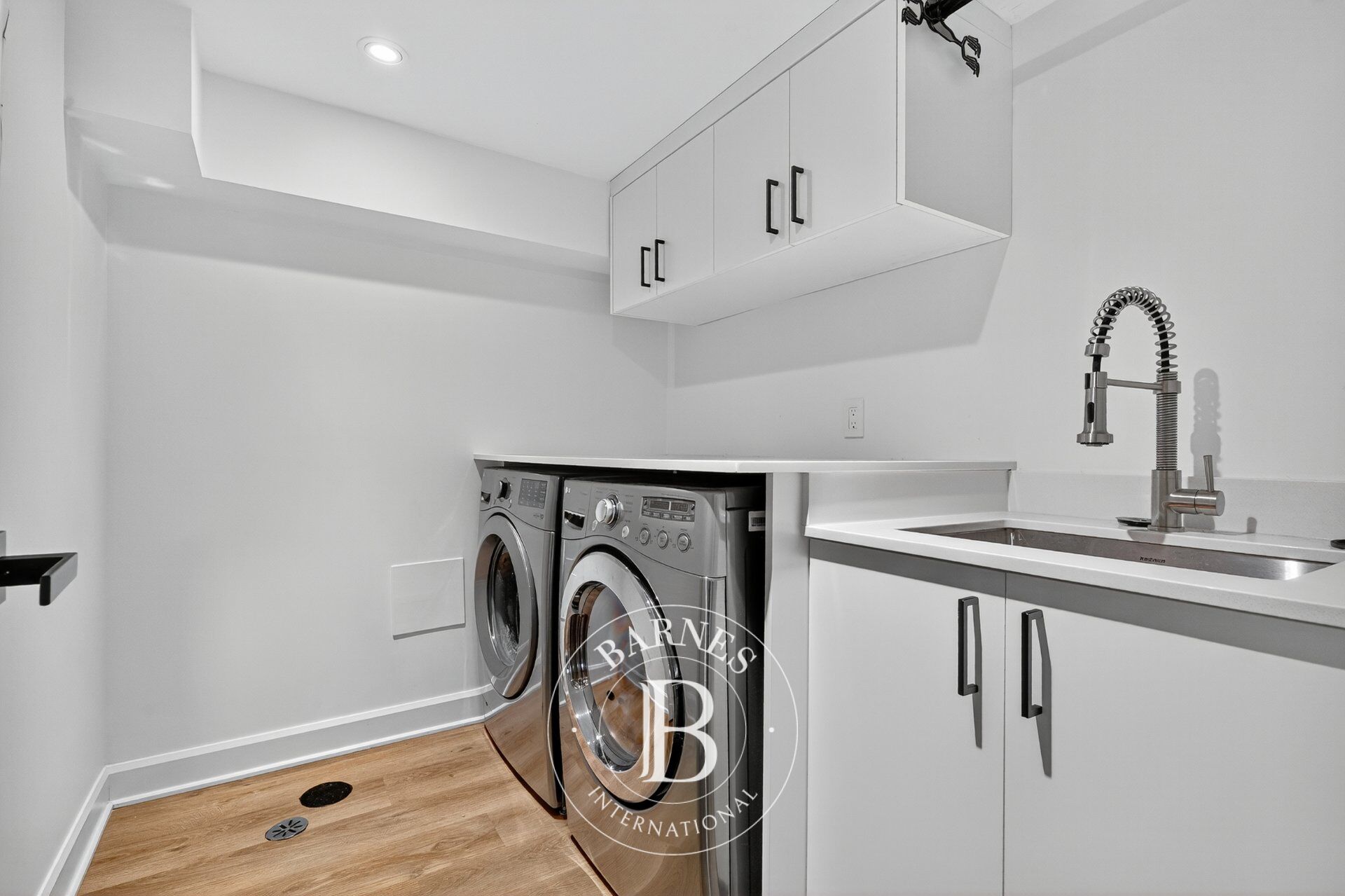 Ev Hampstead - picture 31