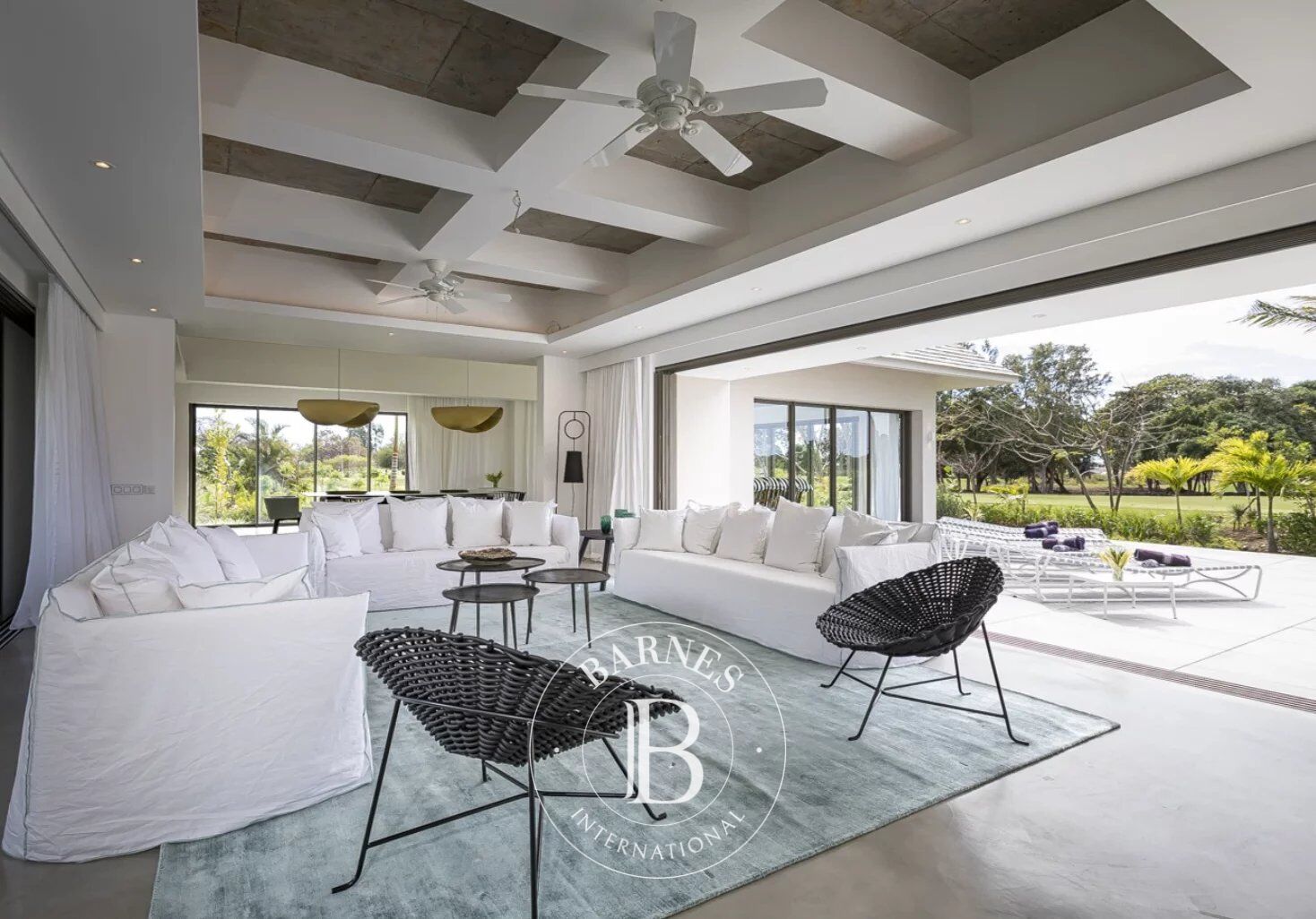 Villa Beau Champ - picture 1