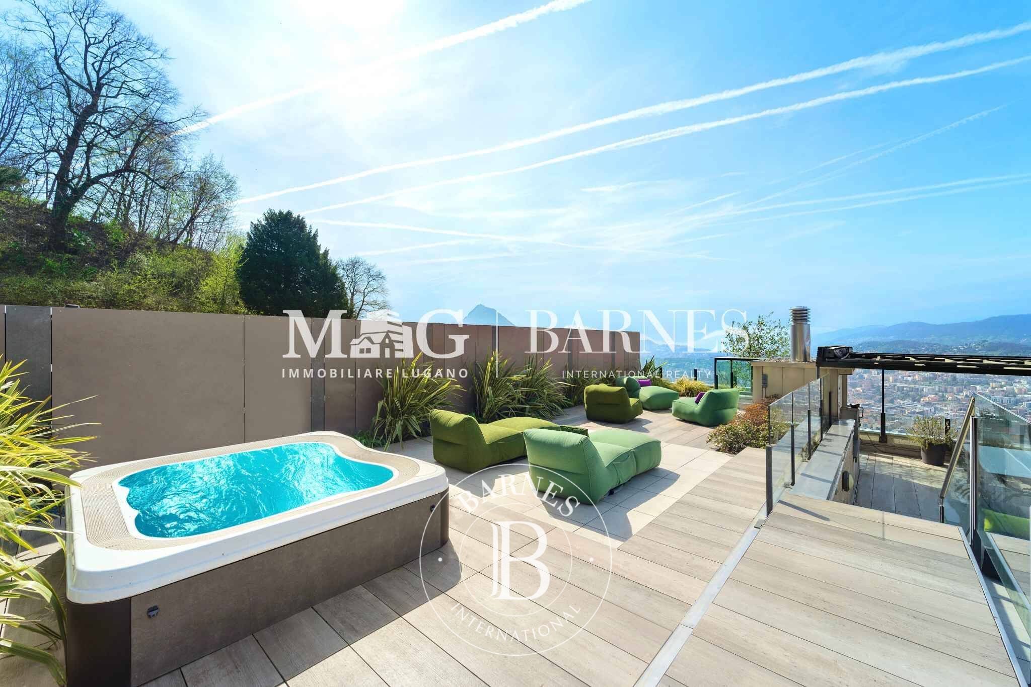 Lugano, Aldesago: Penthouse with lake view terrace, 5.5 rooms - picture 3