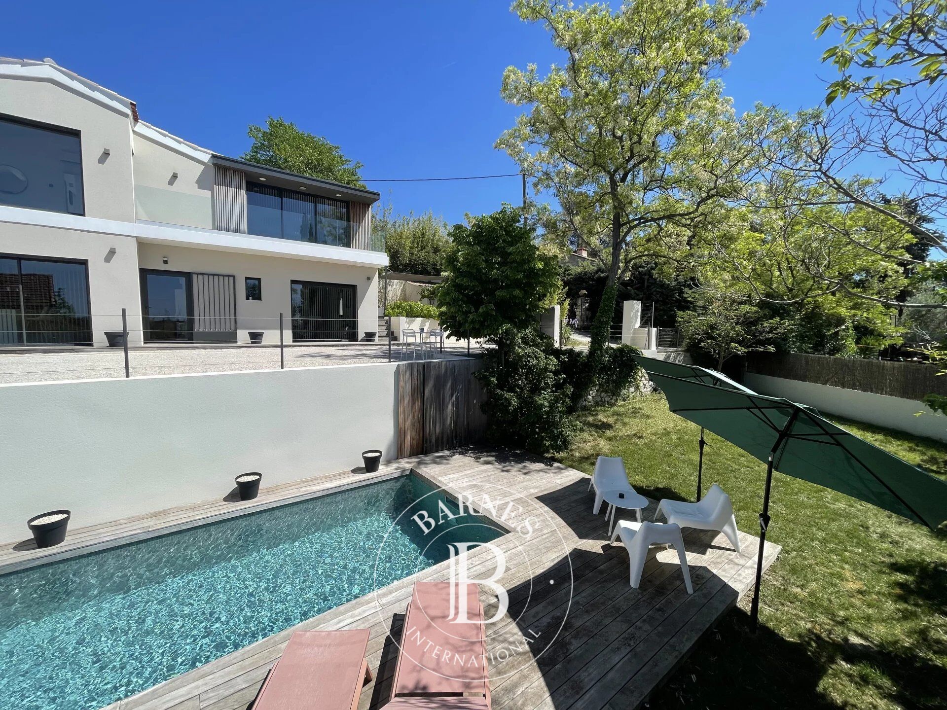 VENTE - ALLAUCH - 13190 - MAISON - 4 SUITES - PISCINE - VUE DOMINANTE ET DÉGAGÉE - picture 2