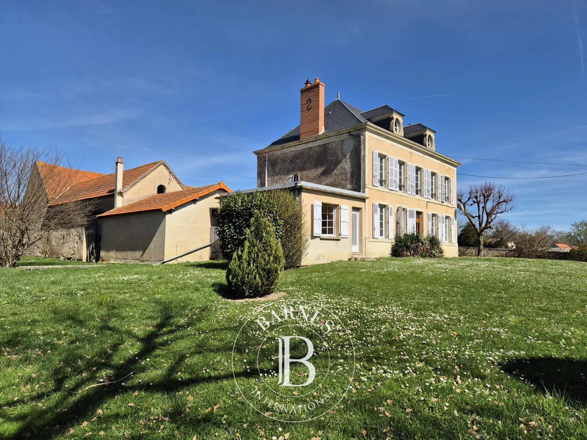 House Chaptuzat - picture 3