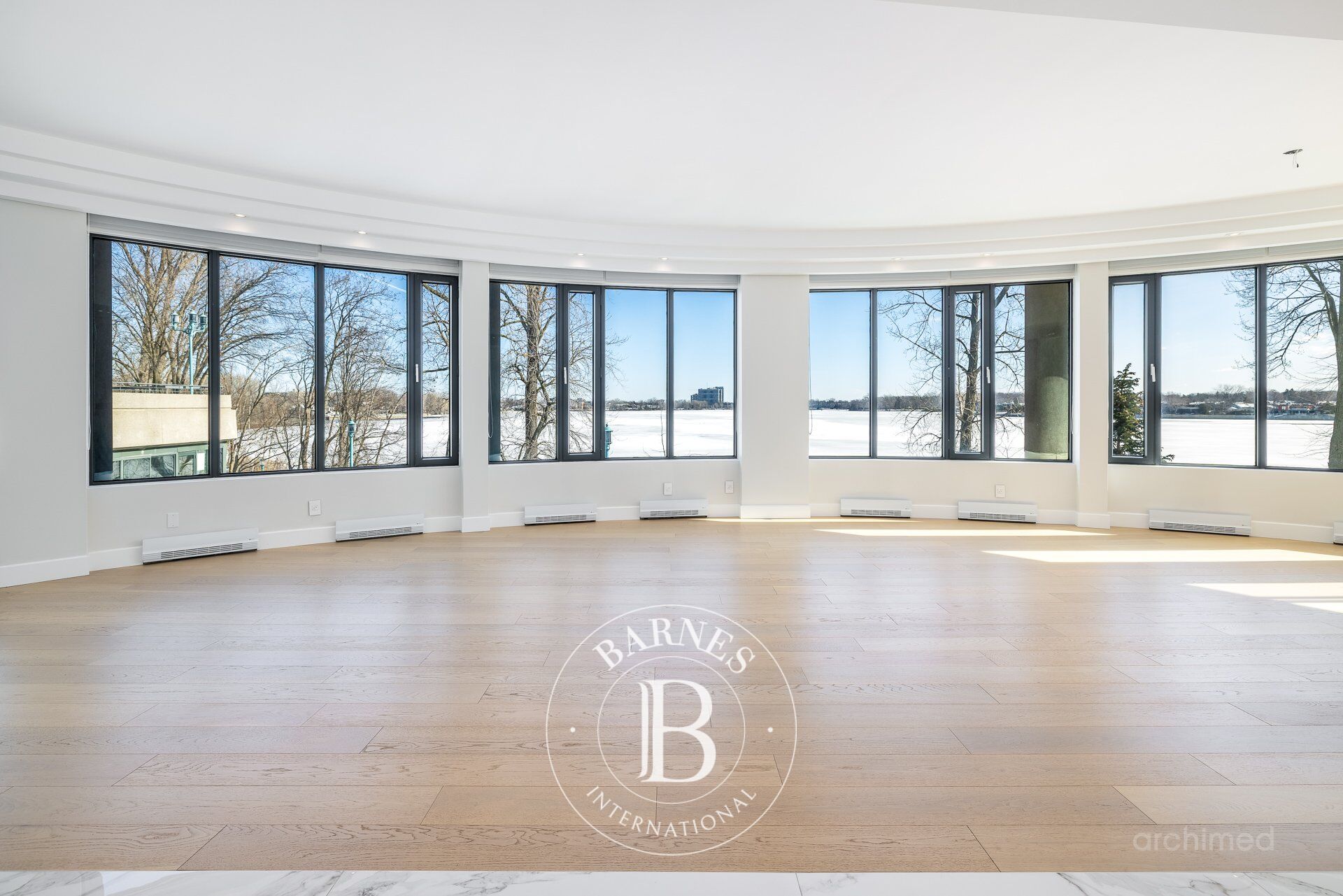 Piso Laval (Chomedey) - picture 2