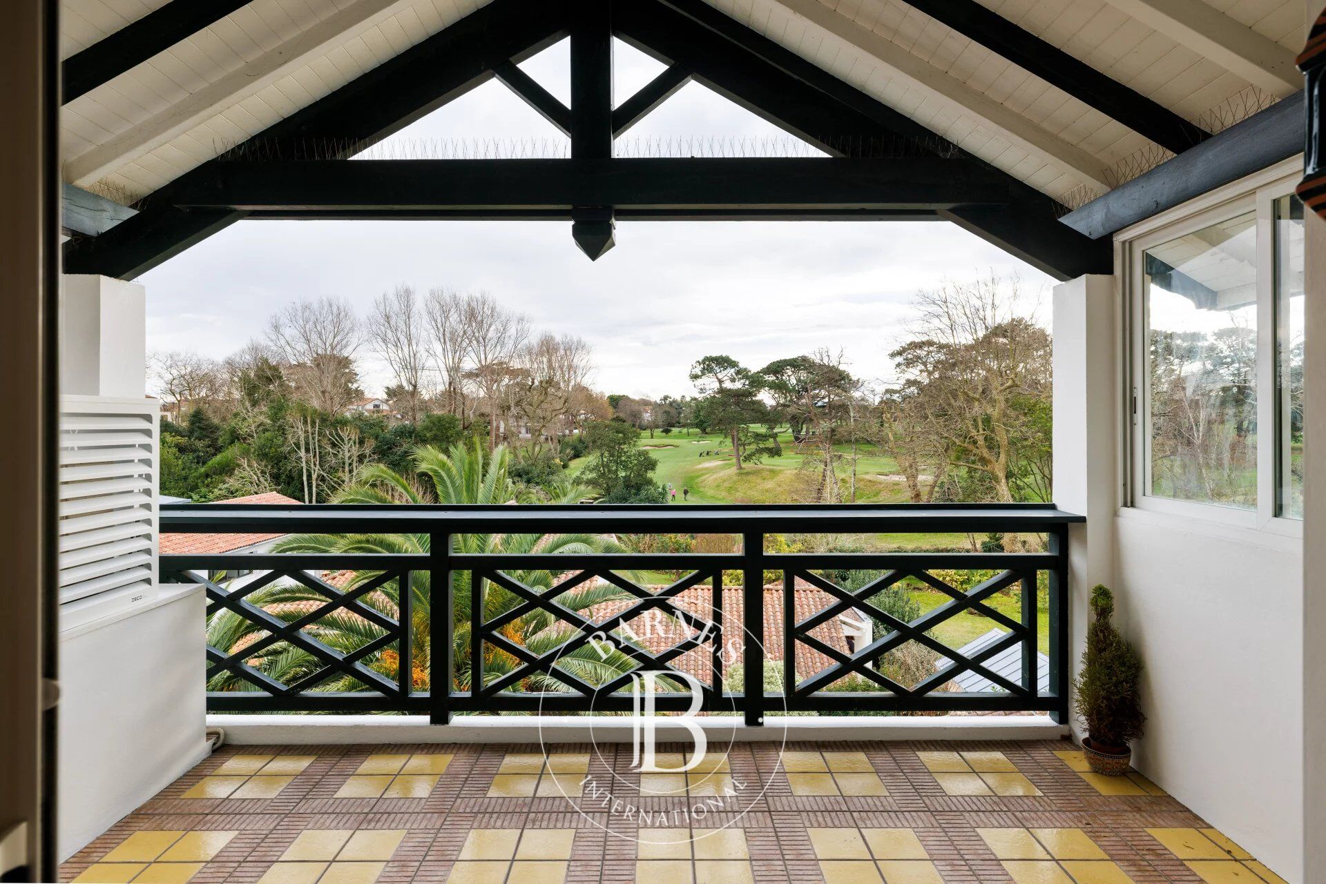 ANGLET / BIARRITZ PHARE GOLF COURSE, 110 SQM (CARREZ LAW) APARTMENT WITH TERRACE - picture 2