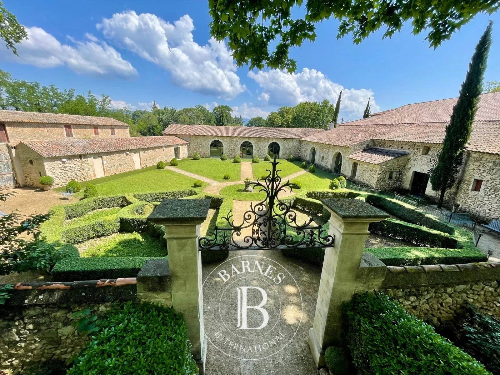 Conjunto residencial Mallemort - picture 1