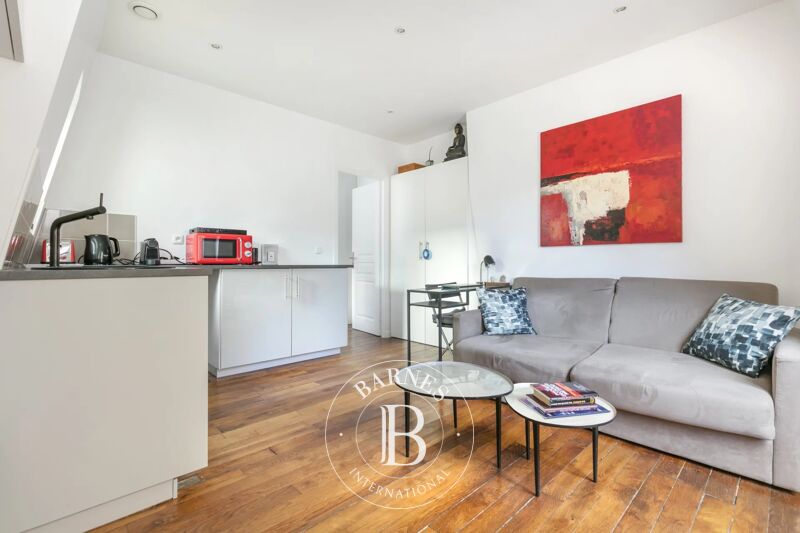 PARIS 17 - BATIGNOLLES - Charming renovated one-bedroom apartment - Bright and quiet