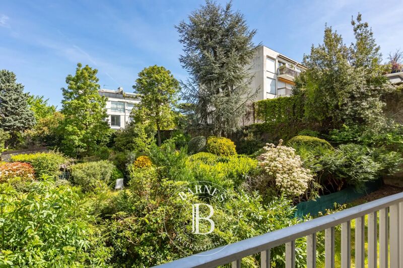 For Sale Apartment | Neuilly-sur-Seine - picture 2