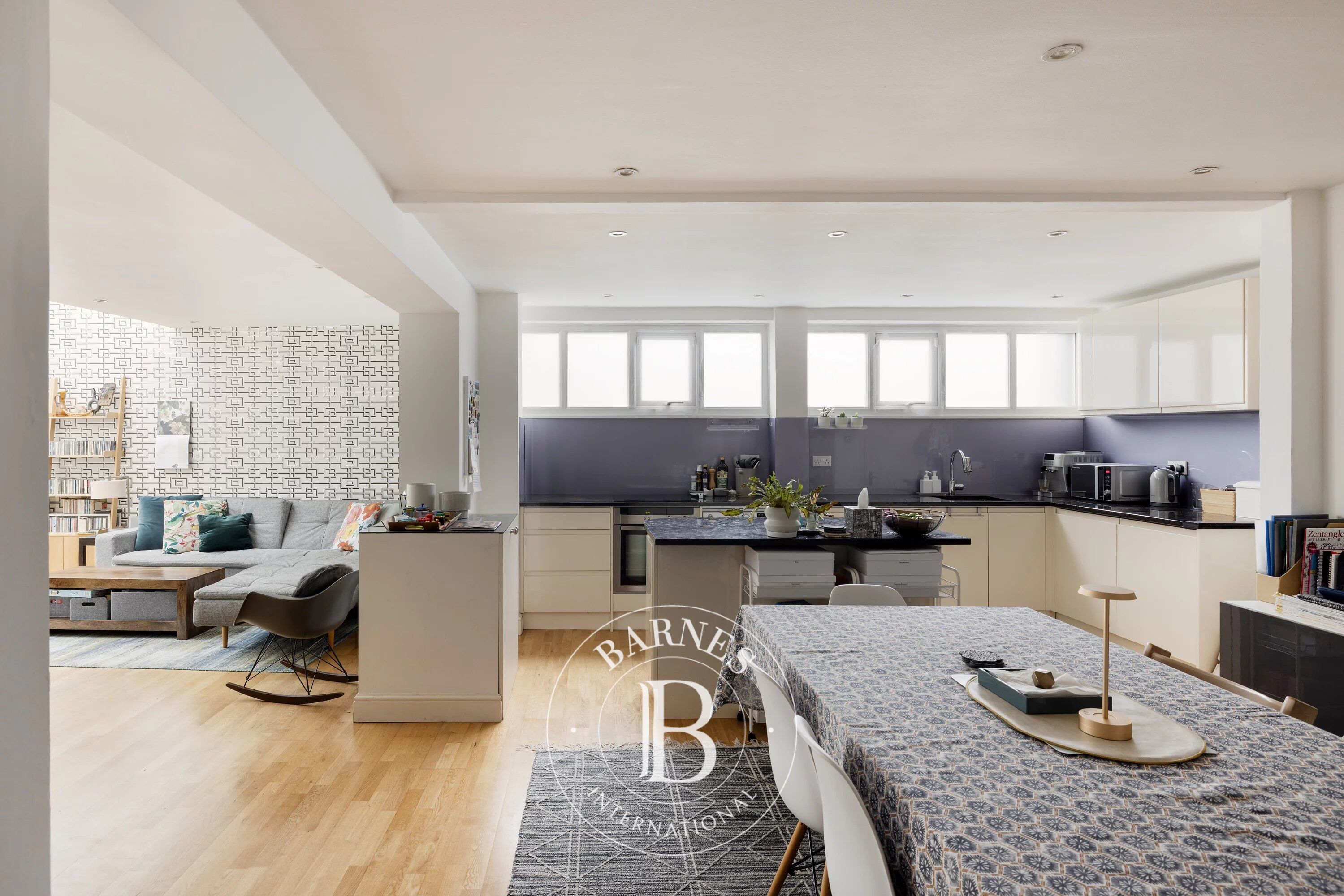 Casa London - picture 3