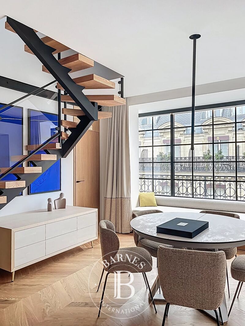 À louer, Appartement Paris 8ème - picture 3