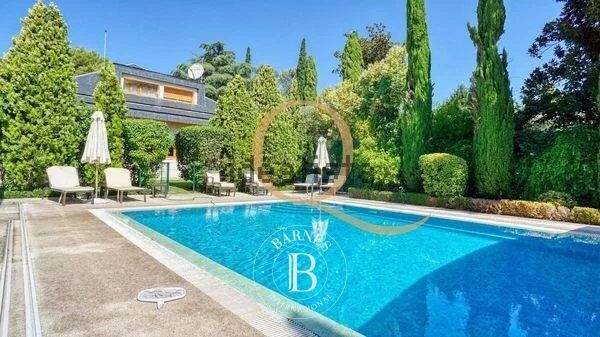Residencia de Alto Standing en Madrid – Chalet de Lujo en Parque Conde de Orgaz\