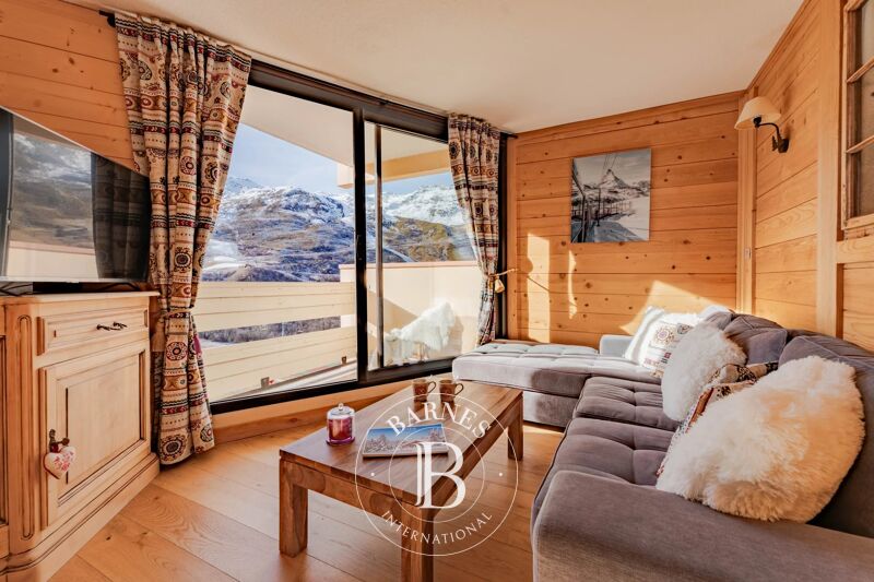 Alquiler, Piso Les Belleville - picture 1