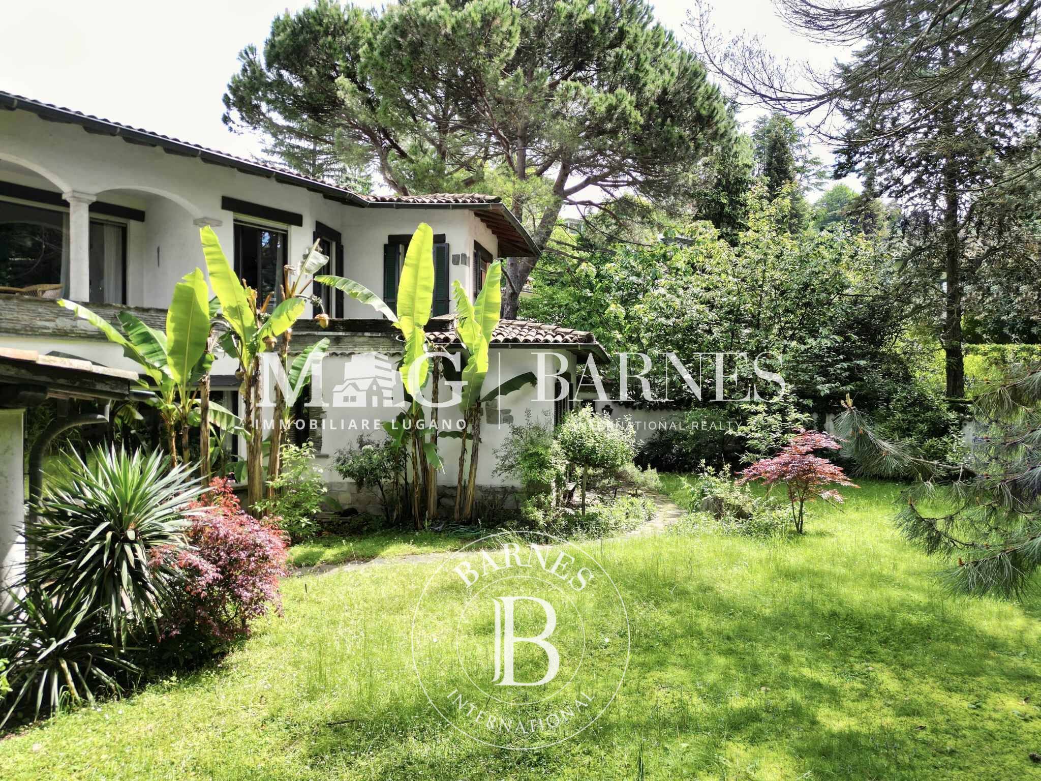 Montagnola : 260 sqm villa in Spiess style – timeless charm and elegance. - picture 3