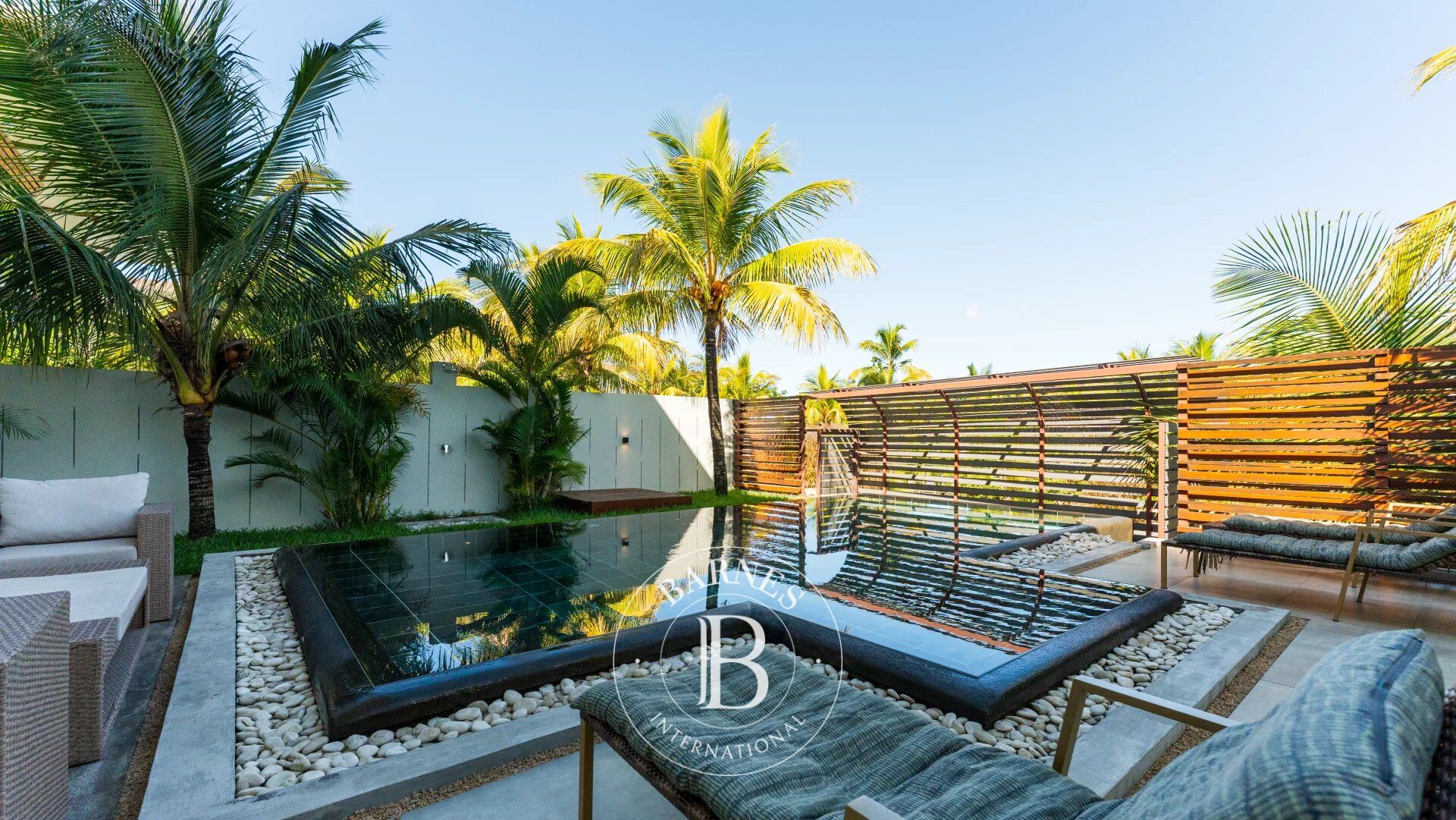 GRAND BAIE - Villa Moderne avec Piscine - 4 Chambres - picture 1