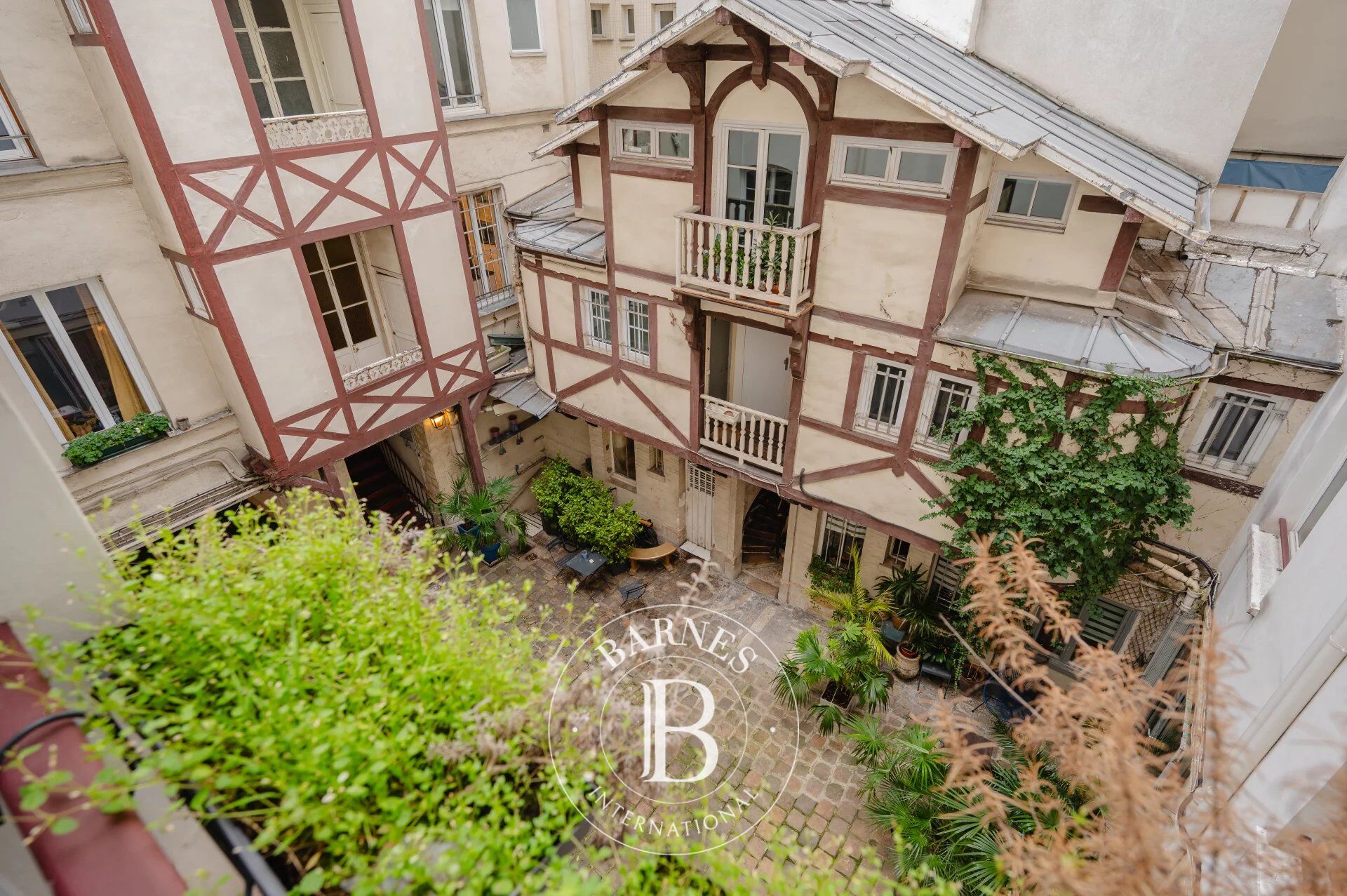 Piso Paris 9ème - picture 2