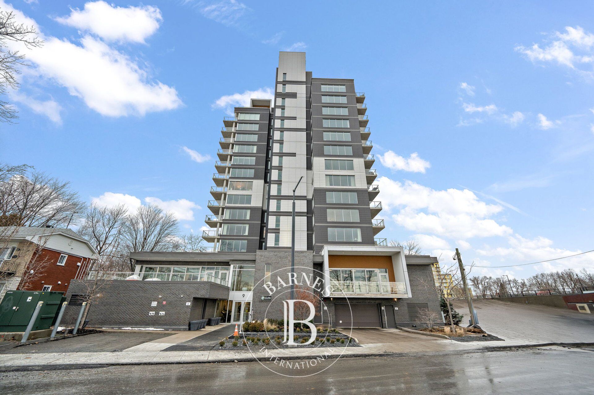 9 Boul. des Prairies #1204  Laval (Pont-Viau) (Laval) - picture 2