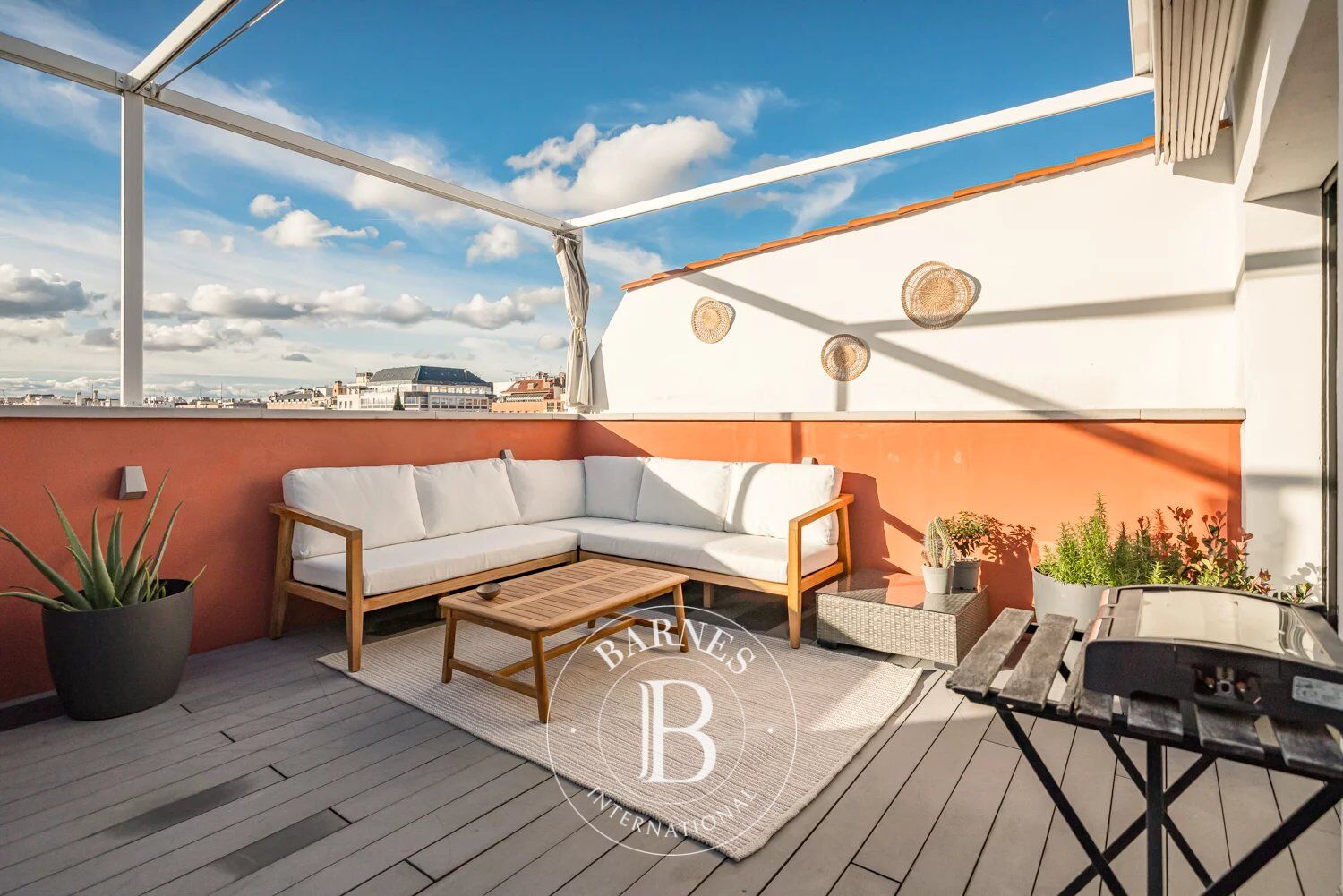 Cozy furnished penthouse with terrace in the heart of Goya - picture 2