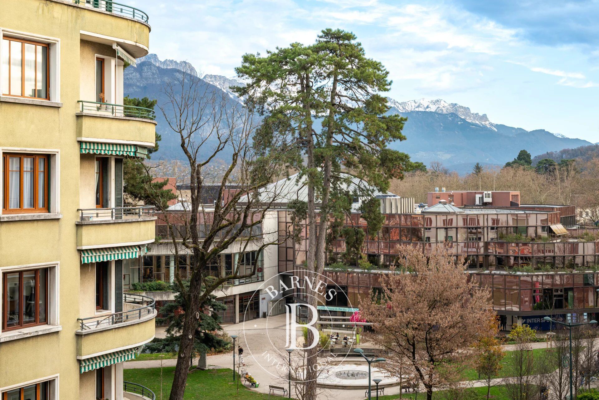 BARNES ANNECY - APARTMENT CLOSE TO THE CENTER - picture 1