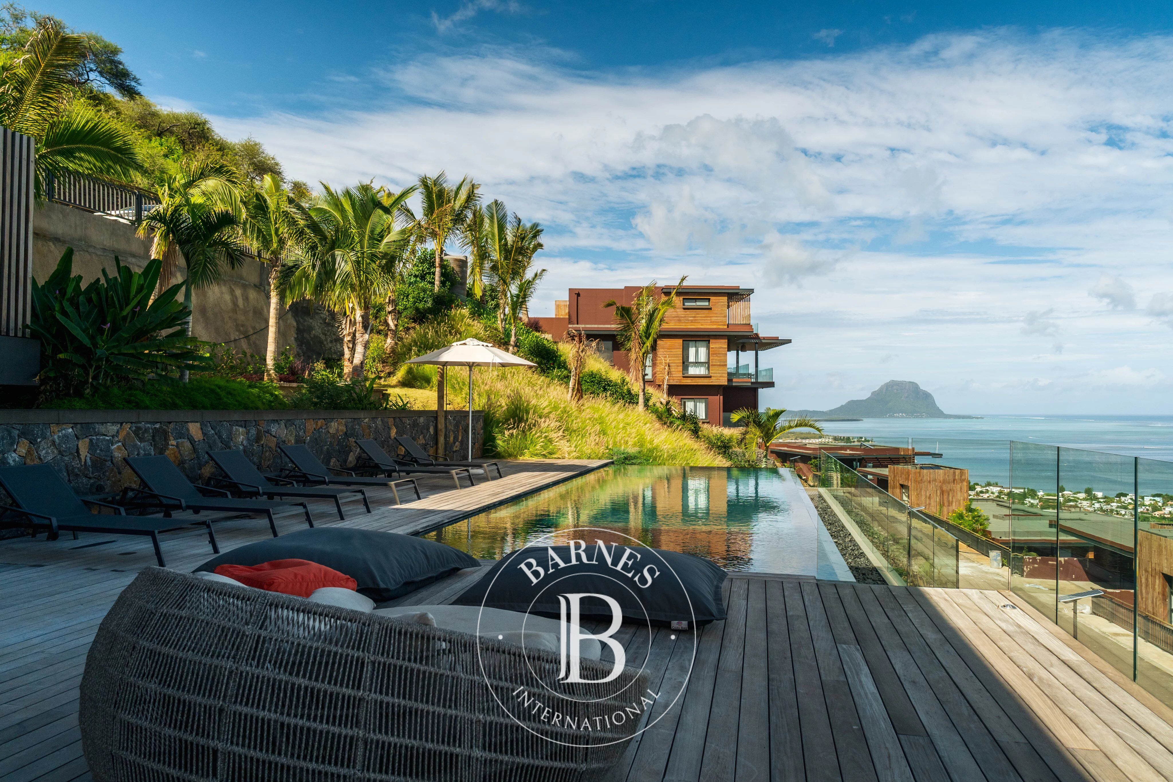 Black River - Villa with Sea View - 5 Bedrooms - picture 1