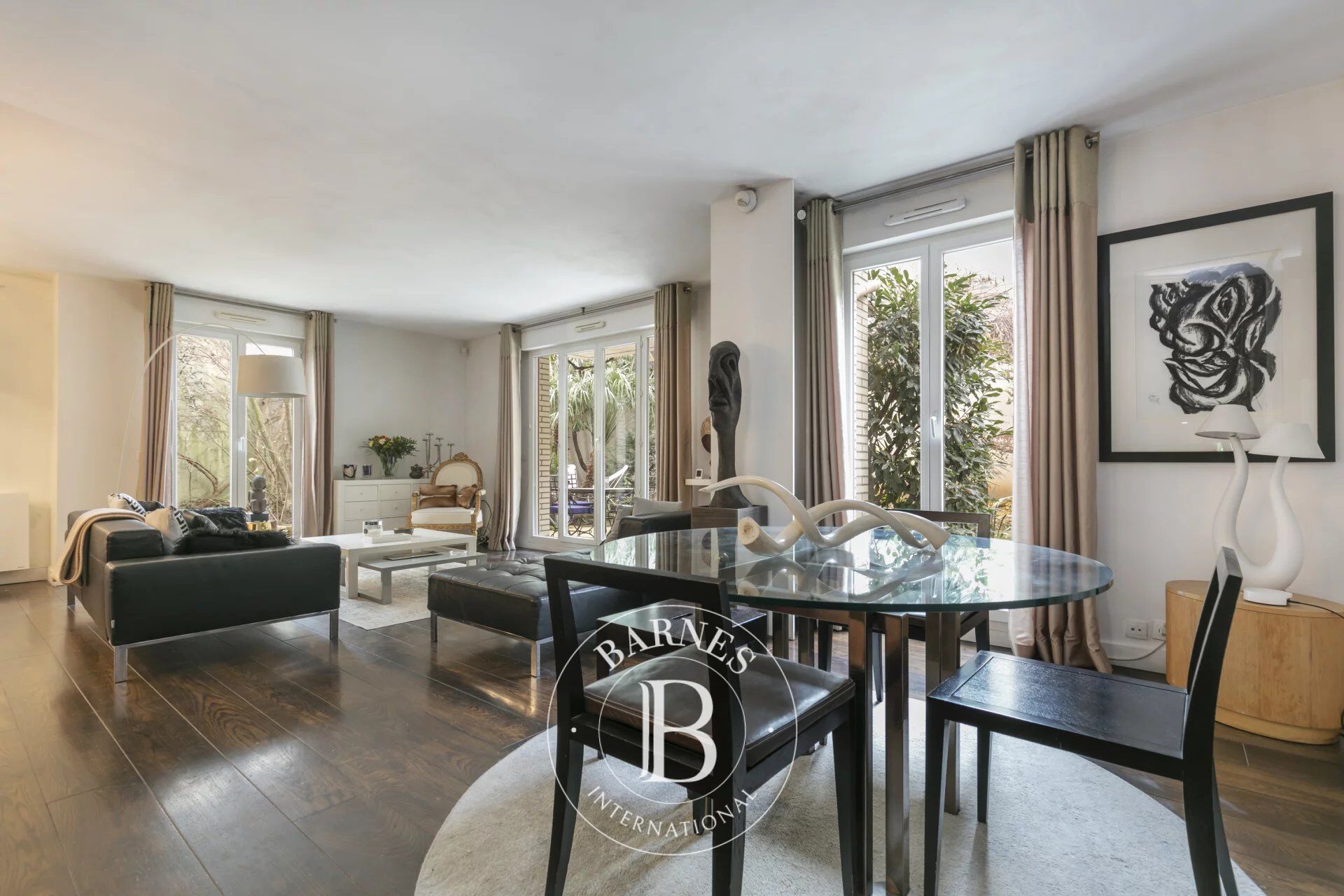 Exclusivité - RARE - Rue Saint-Maur - Trois / Quatre pièces avec grand jardin privatif - picture 3