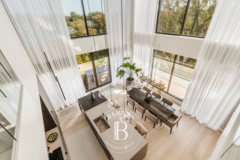 For Sale Apartment | Laval (Laval-sur-le-Lac) - picture 2