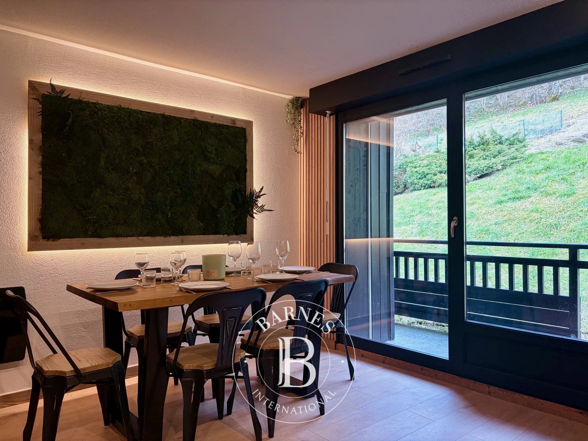 BARNES SAINT-GERVAIS - LUXURY 76 m² DUPLEX – BETWEEN SKIING AND RELAXATION - picture 1