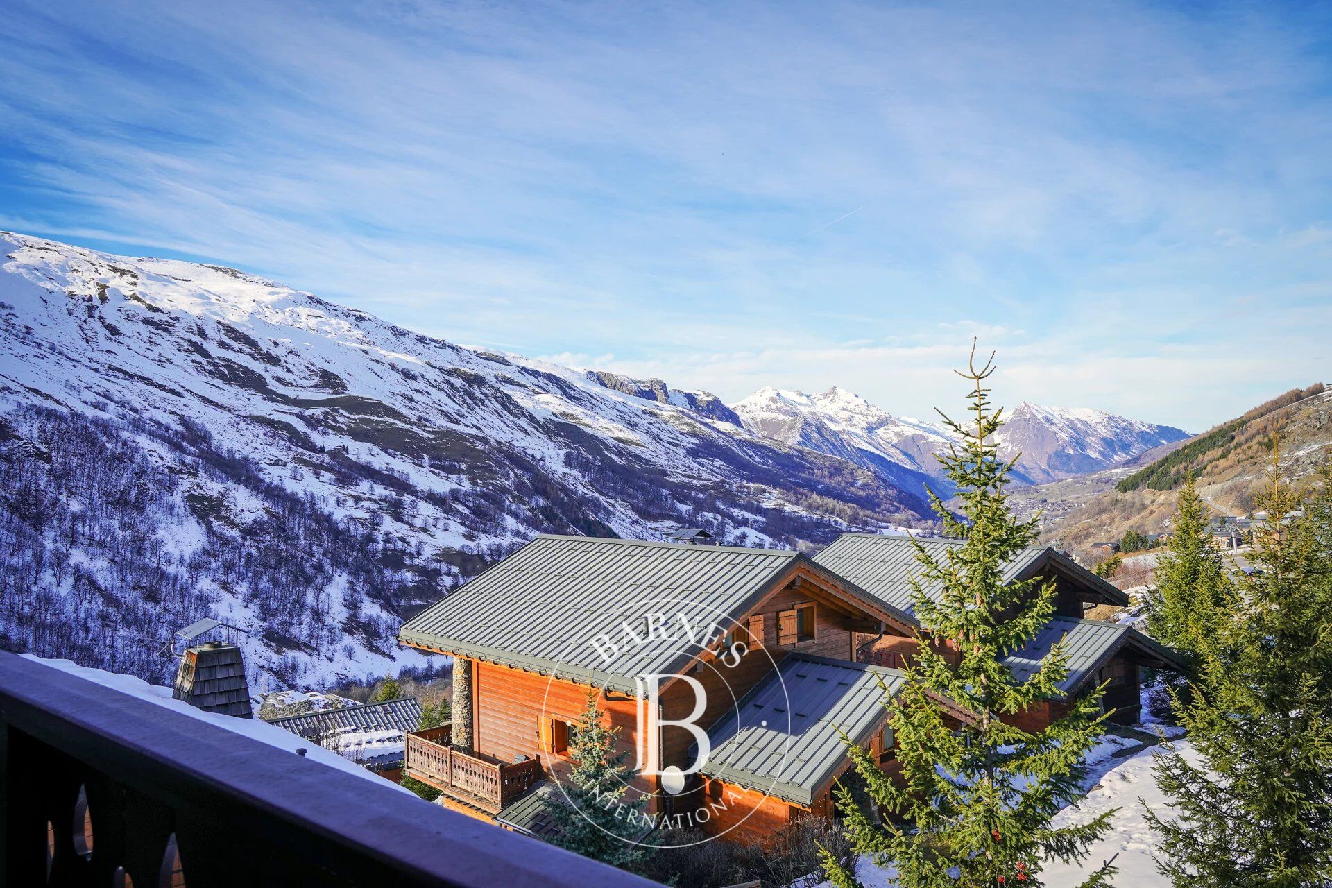 Premium Apartment in Les Menuires - picture 1