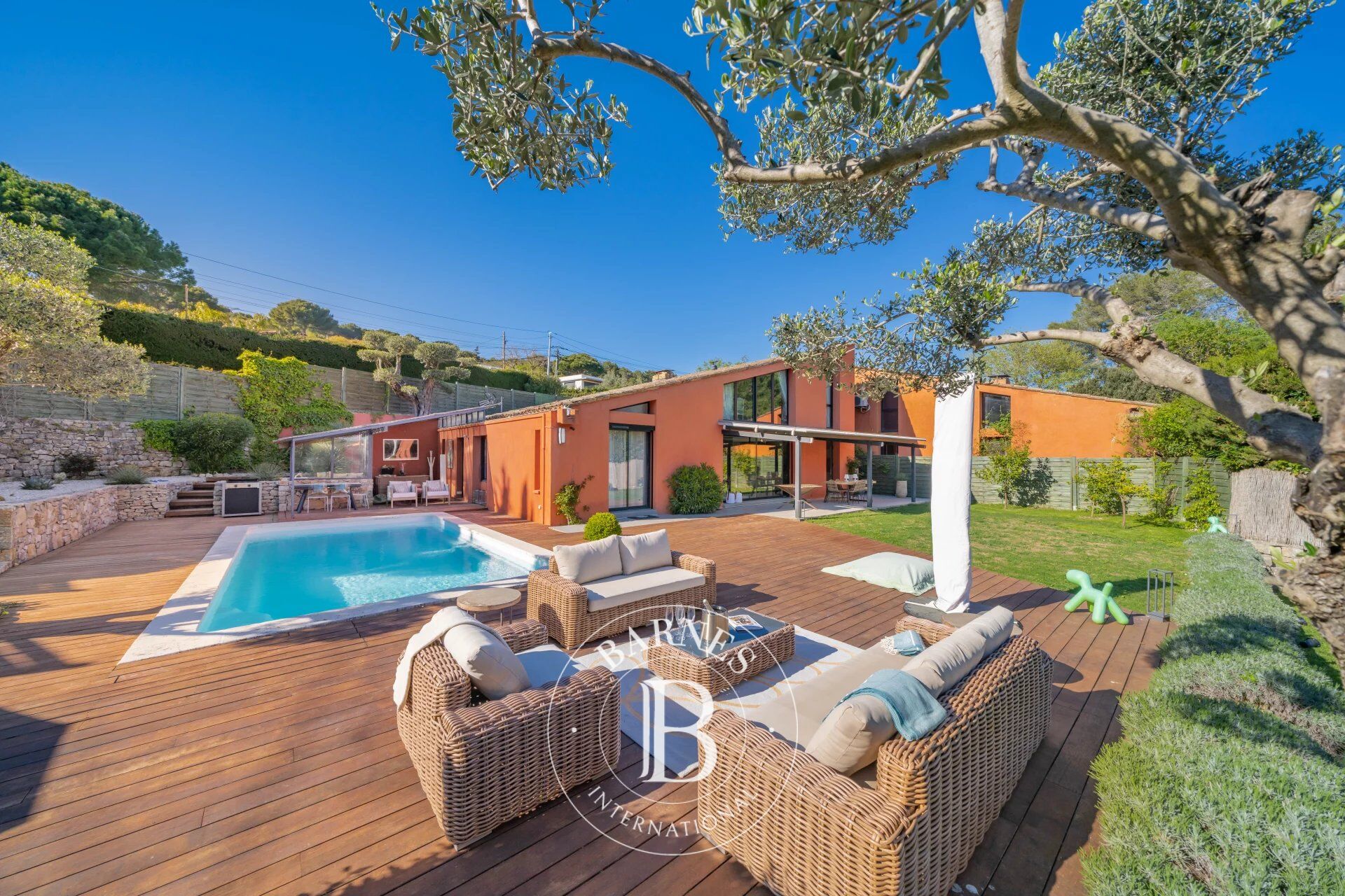 Villa Mougins - picture 1