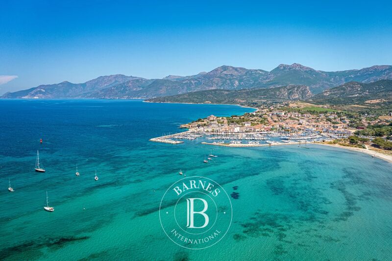 Venta, Hotel Saint-Florent - picture 1