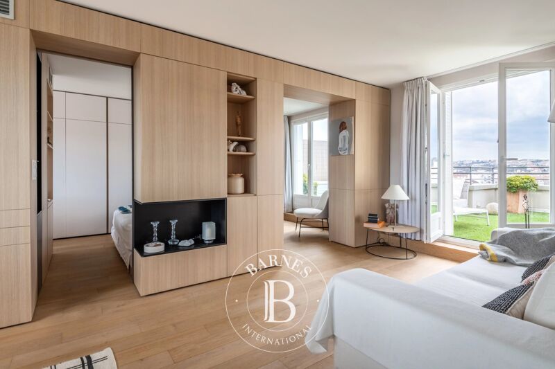 Lyon 6th – Rooftop Apartment – 65.05 sq m – 1 Bedroom – 35 sq m Terrace