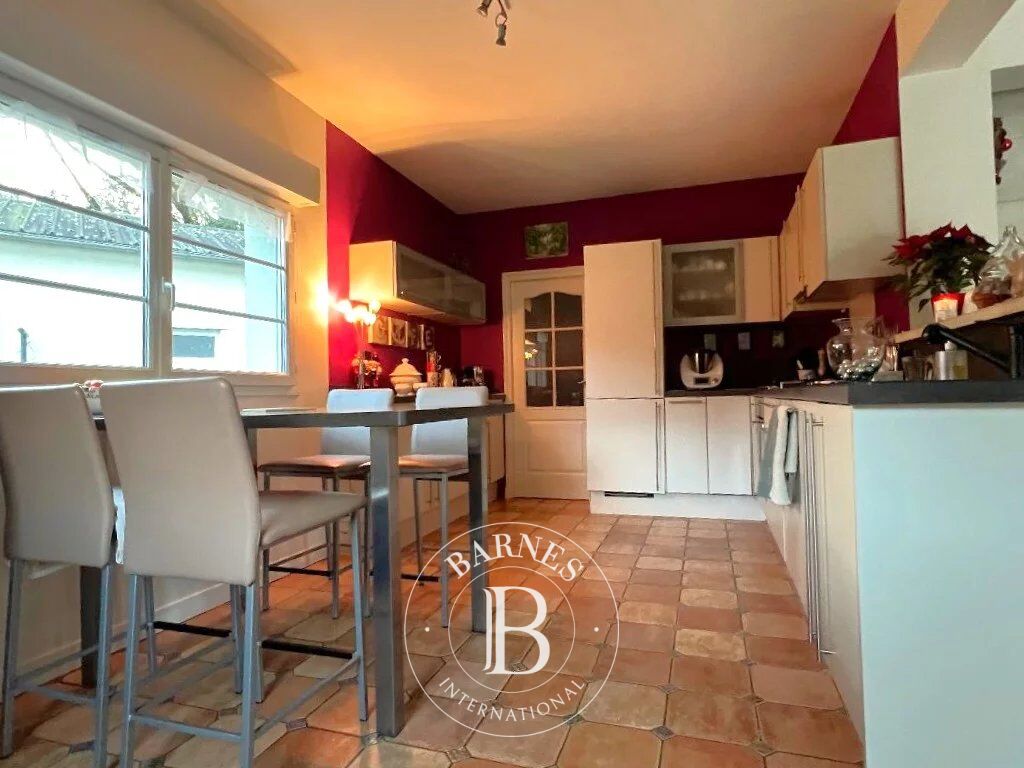 PROCHE TOURS - Charming property in a green setting - picture 3