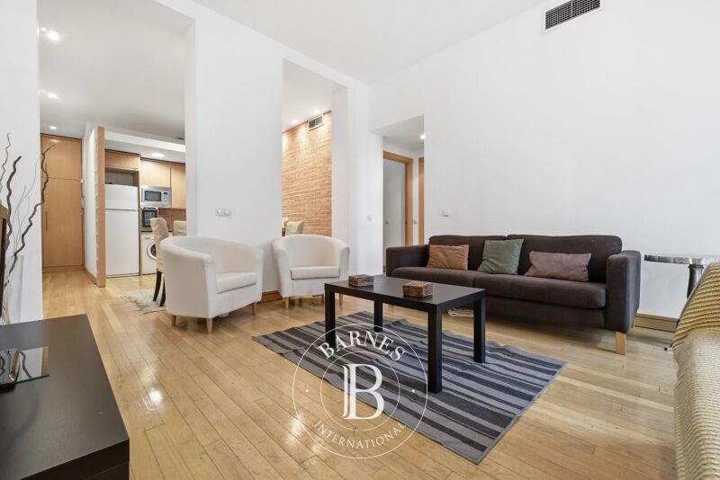 Venta, Piso Madrid - picture 1