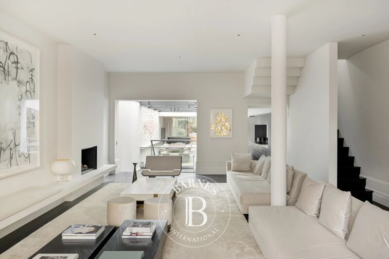 Venta, Casa London - picture 2